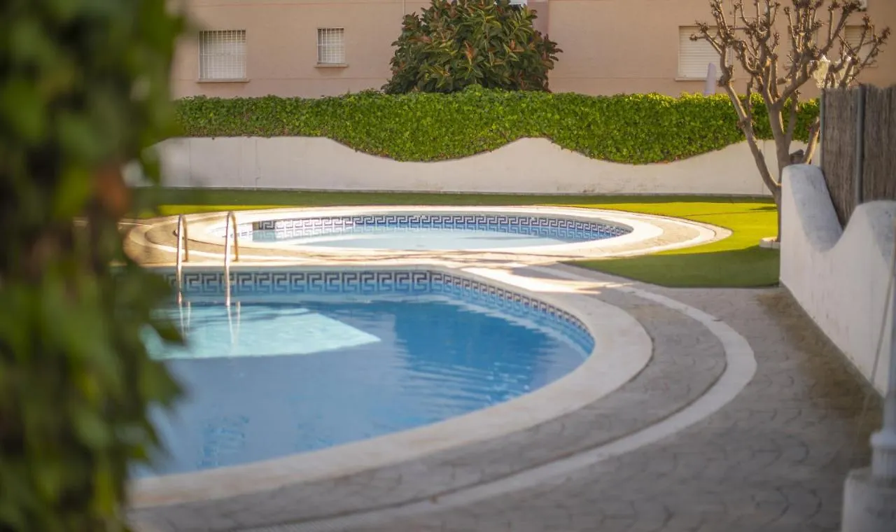 R140 Manila Resort Jardin Calafell
