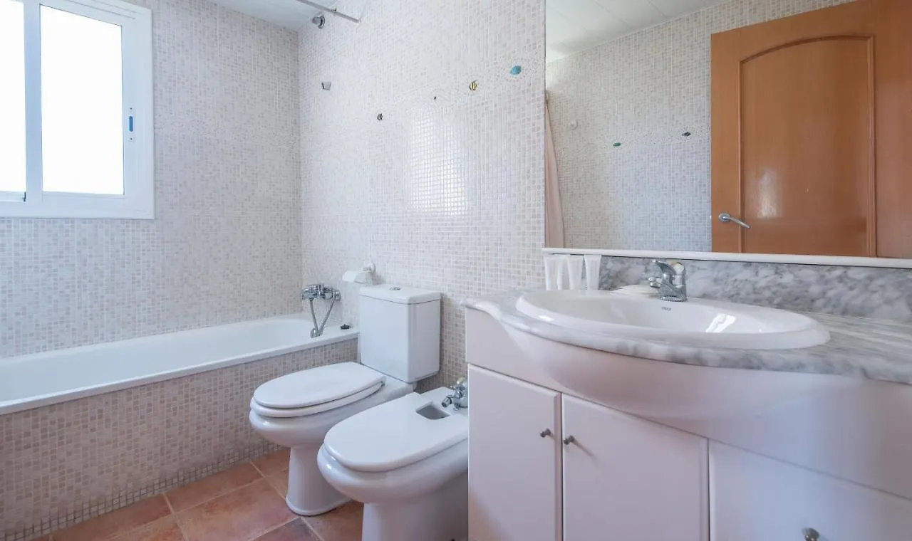 R140 Manila Resort Jardin Calafell